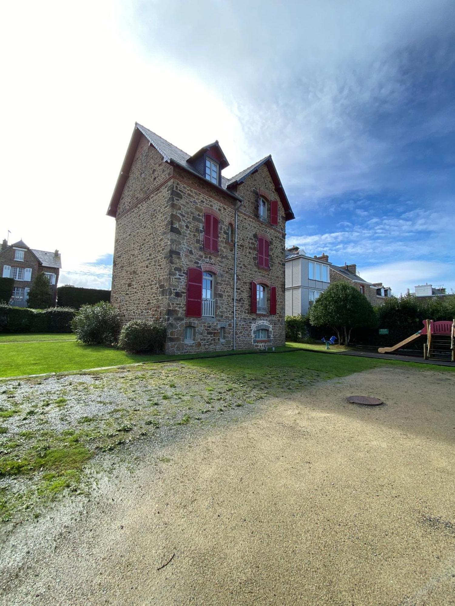 Manoir Le Castel & Villa Beaumaris Saint-Malo Exterior photo